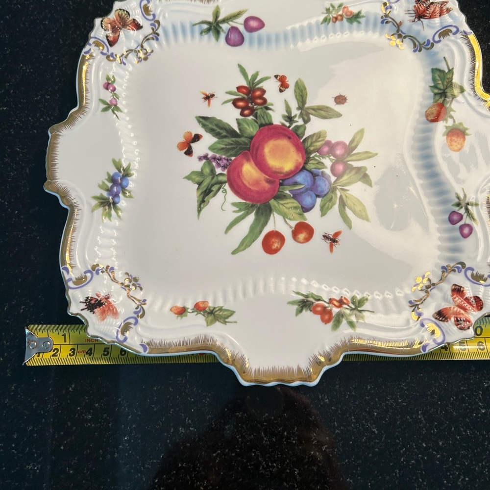 Godinger White Porcelain Serveware Plate with Floral Design set of 10